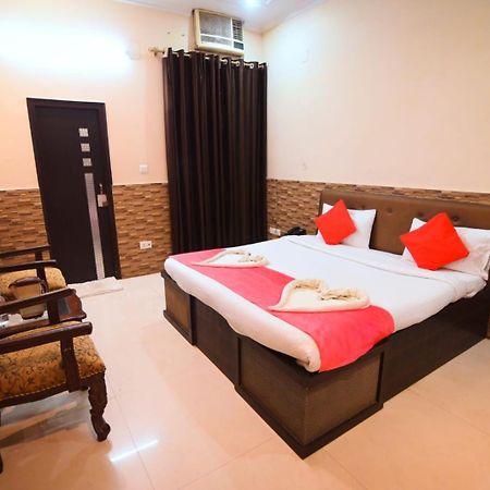 Ayodhya Taraji Resort מראה חיצוני תמונה