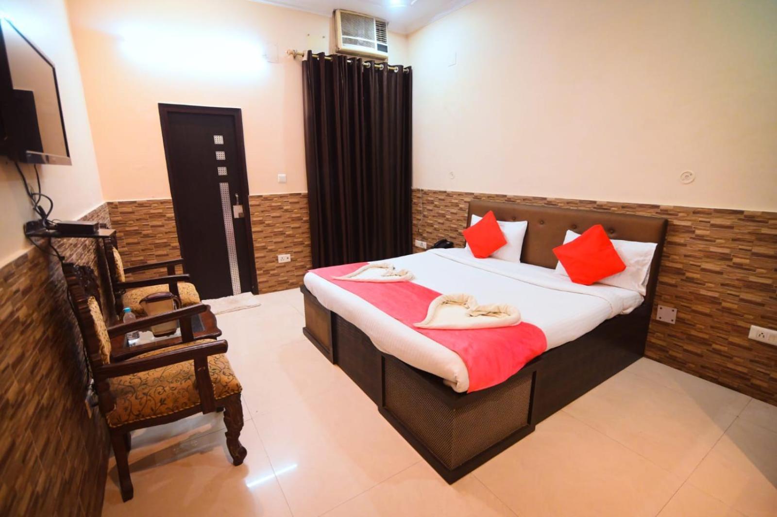 Ayodhya Taraji Resort מראה חיצוני תמונה